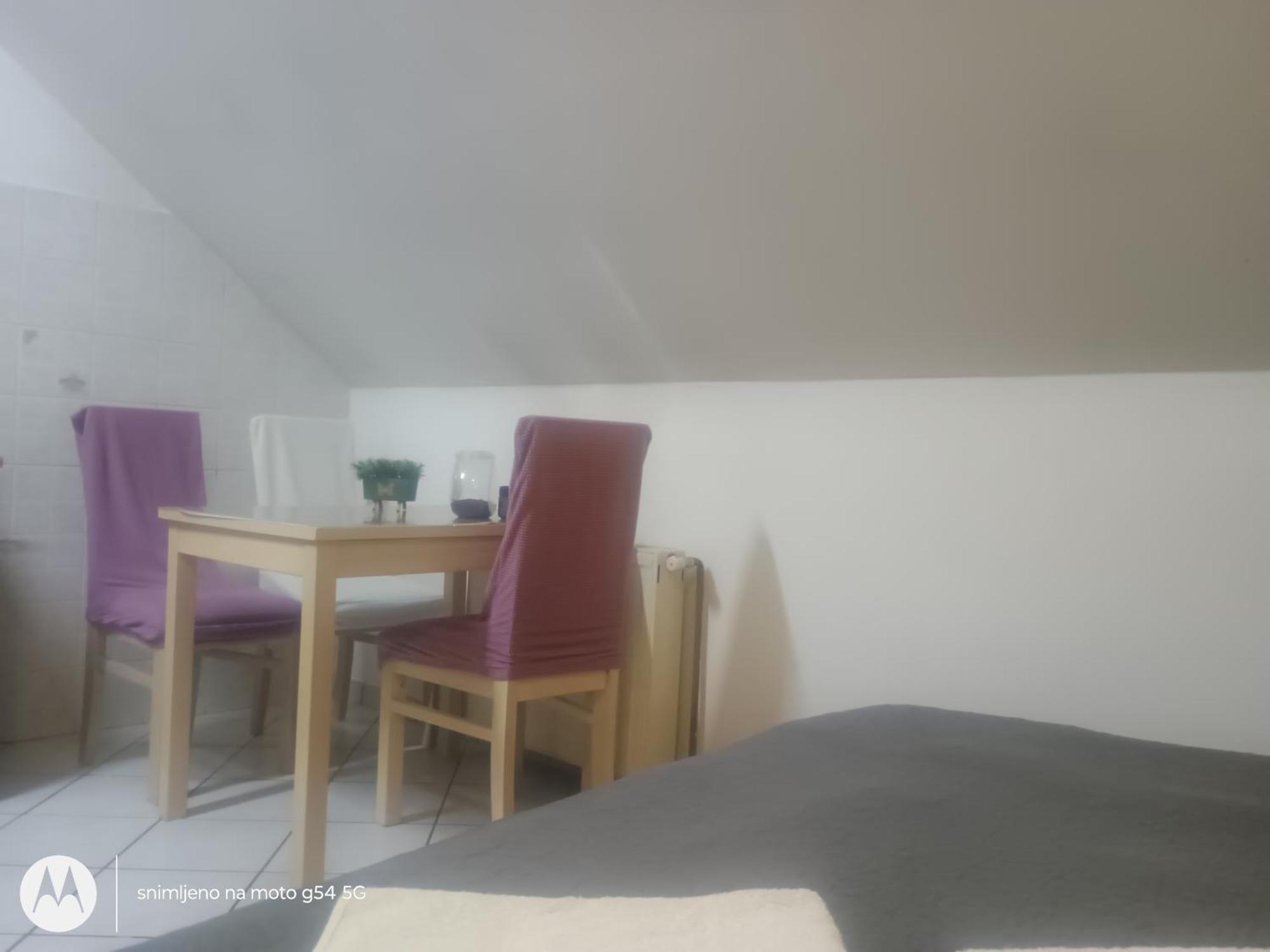 Hostel Lega House Осиек Екстериор снимка